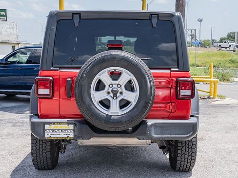 Used 2021 Jeep Wrangler Unlimited Sport AWD/4WD image 6