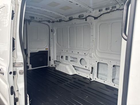 Used 2024 Ford Transit 250 148 Medium Roof Extended AWD image 12
