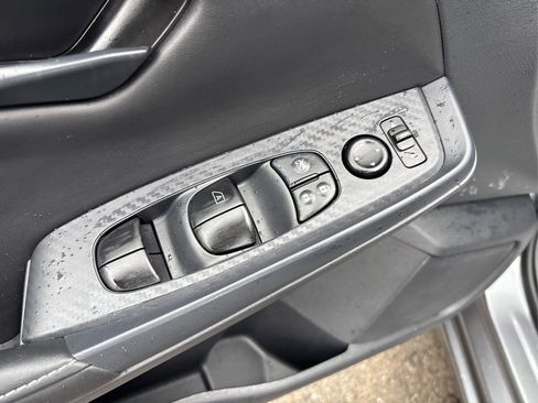 Certified 2025 Nissan Sentra S FWD image 32