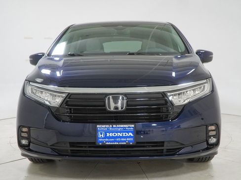 Certified 2023 Honda Odyssey Elite image 3