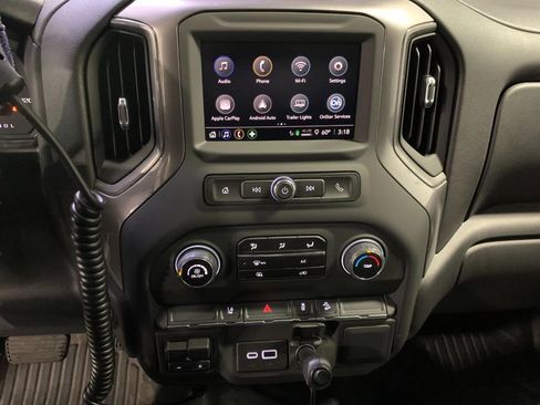 Used 2025 Chevrolet Silverado 3500 W/T w/ Z71 Off-Road Package image 4