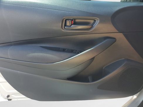 Certified 2025 Toyota Corolla LE FWD image 18