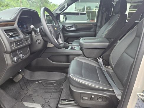 Used 2024 Chevrolet Tahoe Premier RWD image 21