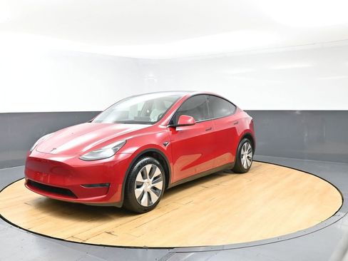 Used 2023 Tesla Model Y Long Range AWD/4WD image 6