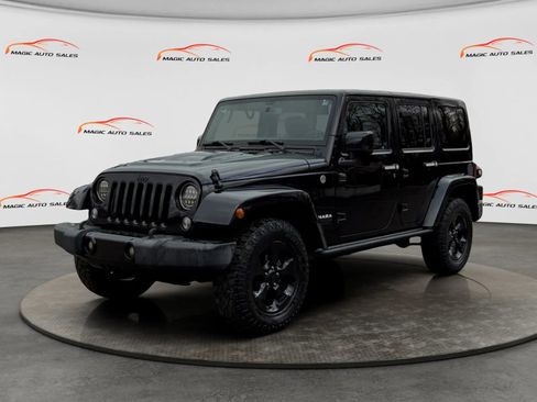 Used 2015 Jeep Wrangler Unlimited Sahara image 1