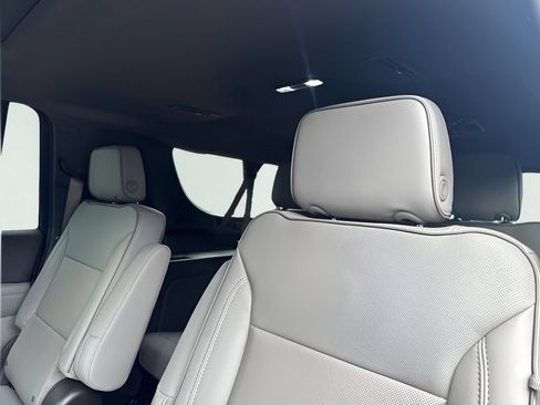 New 2026 GMC Yukon XL Elevation w/ Elevation Premium Package AWD/4WD image 24