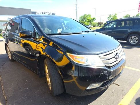 Used 2013 Honda Odyssey Touring image 1