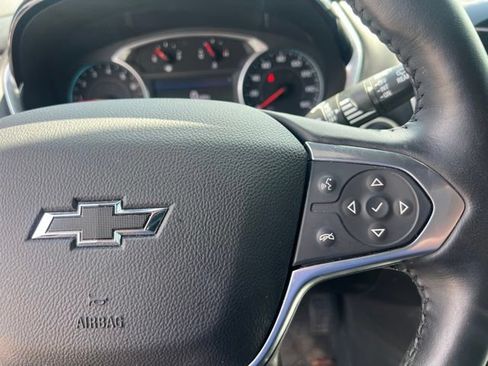 Used 2022 Chevrolet Traverse LT w/ Midnight/Sport Edition AWD/4WD image 28