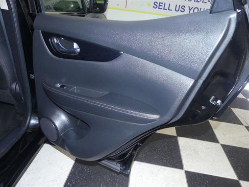 Used 2019 Nissan Rogue Sport SV image 24