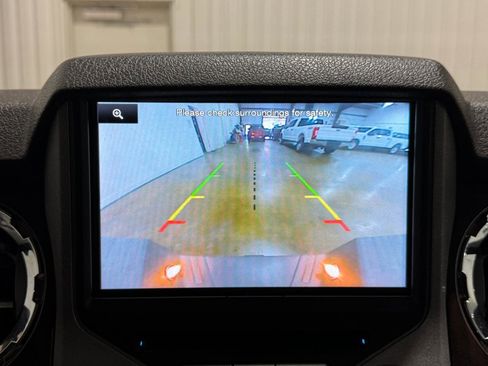 Used 2014 Ford F250 Lariat w/ Lariat Ultimate Package image 33