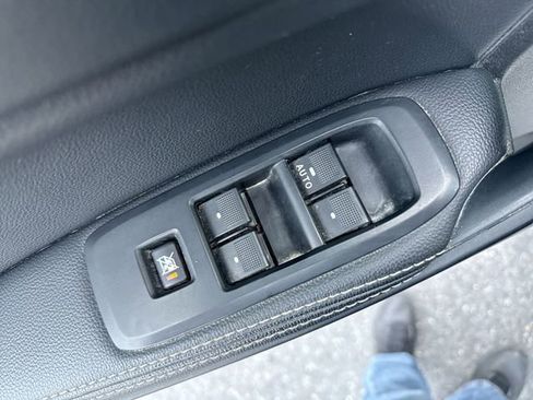 Used 2019 Ford Ranger Lariat w/ Equipment Group 501A Mid image 13