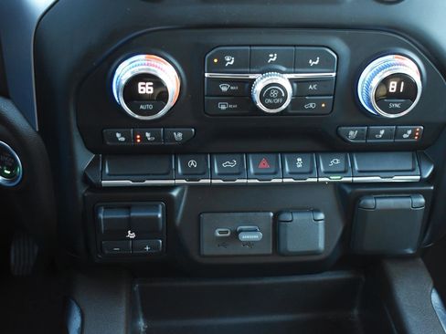 Used 2021 GMC Sierra 1500 SLT image 9