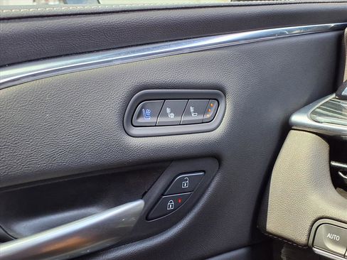 Used 2022 Cadillac Escalade Sport image 32