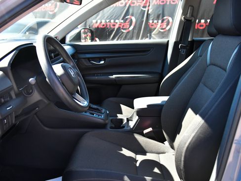 Used 2025 Honda CR-V LX image 17