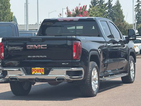 Used 2022 GMC Sierra 1500 SLT w/ SLT Premium Plus Package AWD/4WD image 4