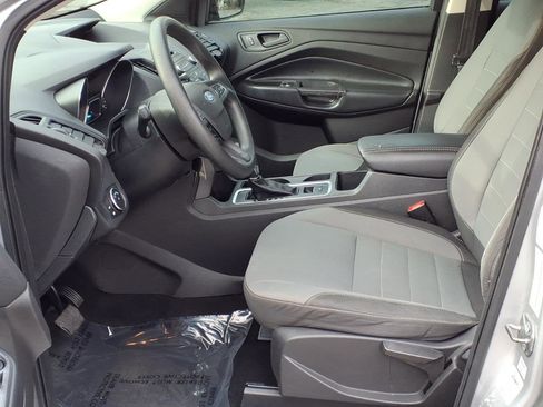 Used 2018 Ford Escape S image 10