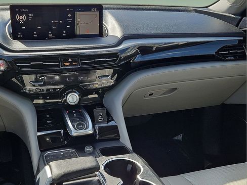 Certified 2024 Acura MDX FWD w/ Technology Package image 16