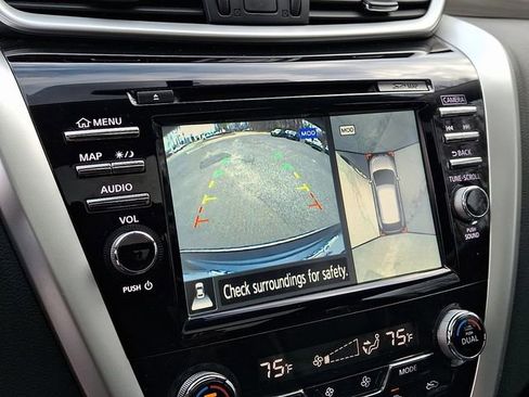 Used 2018 Nissan Murano SL w/ Moonroof Package image 24