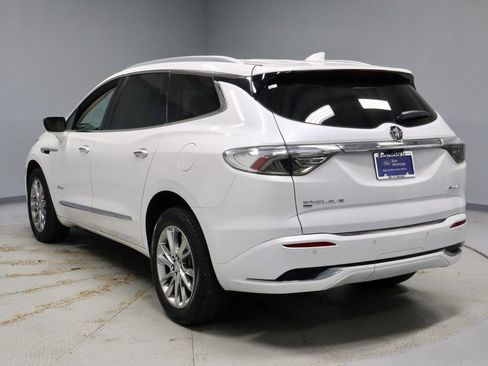 Used 2023 Buick Enclave Avenir w/ Avenir Technology Package AWD/4WD image 9