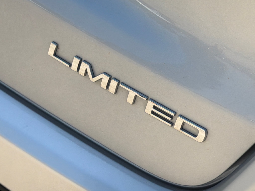 Used 2025 Jeep Compass Limited AWD/4WD image 10