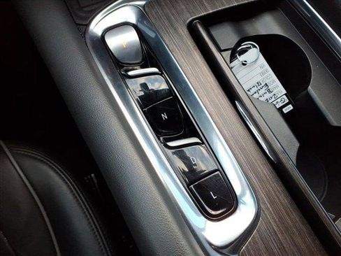 Certified 2024 Buick Enclave Avenir w/ Avenir Technology Package image 23