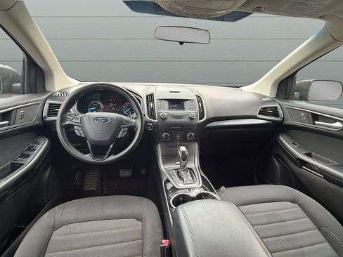 Used 2017 Ford Edge SE AWD/4WD image 9