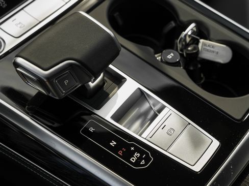 New 2026 Audi Q8 Premium Plus AWD/4WD image 11