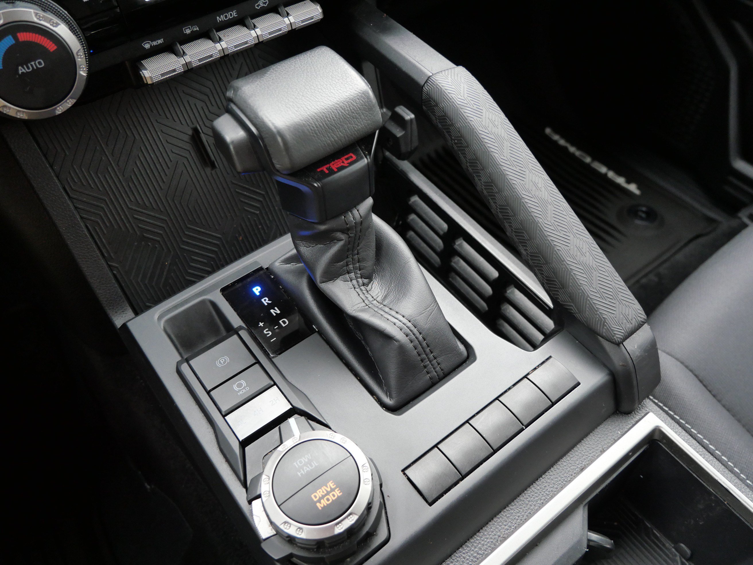 Used 2025 Toyota Tacoma TRD Sport AWD/4WD image 35