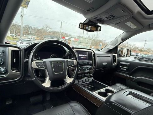 Used 2018 GMC Sierra 1500 Denali w/ Denali Ultimate Package image 23