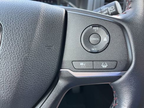 Used 2024 Honda Odyssey Sport image 15