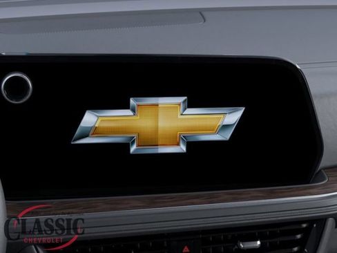 New 2026 Chevrolet Suburban LT RWD image 22