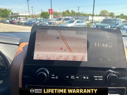 Used 2023 INFINITI QX80 Sensory w/ Cargo Package image 18