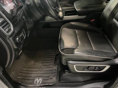 Used 2020 RAM 1500 Laramie w/ Sport Appearance Package image 19