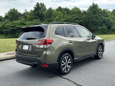 Used 2024 Subaru Forester Limited w/ Convenience Package AWD/4WD image 9
