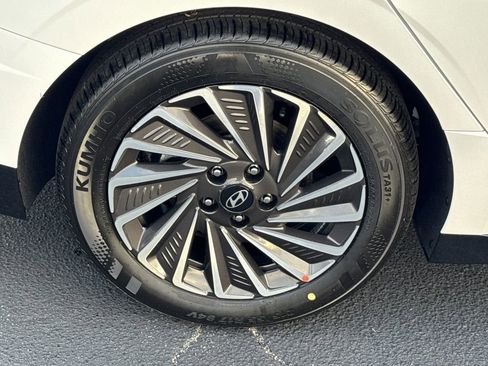 New 2026 Hyundai Sonata Limited image 17