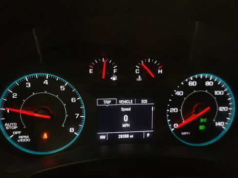 Used 2024 Chevrolet Equinox LS FWD image 23