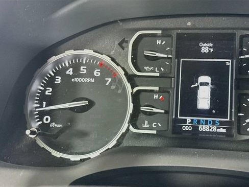 Used 2021 Toyota Tundra SR5 RWD image 13