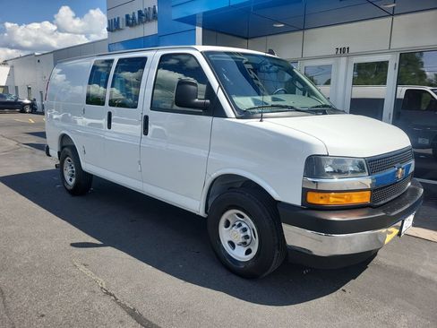 Certified 2025 Chevrolet Express 2500 w/ Driver Convenience Package RWD image 13