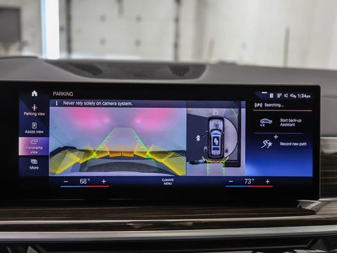 Used 2023 BMW X7 xDrive40i w/ M Sport Package image 19