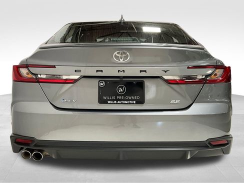 Used 2026 Toyota Camry SE FWD image 6