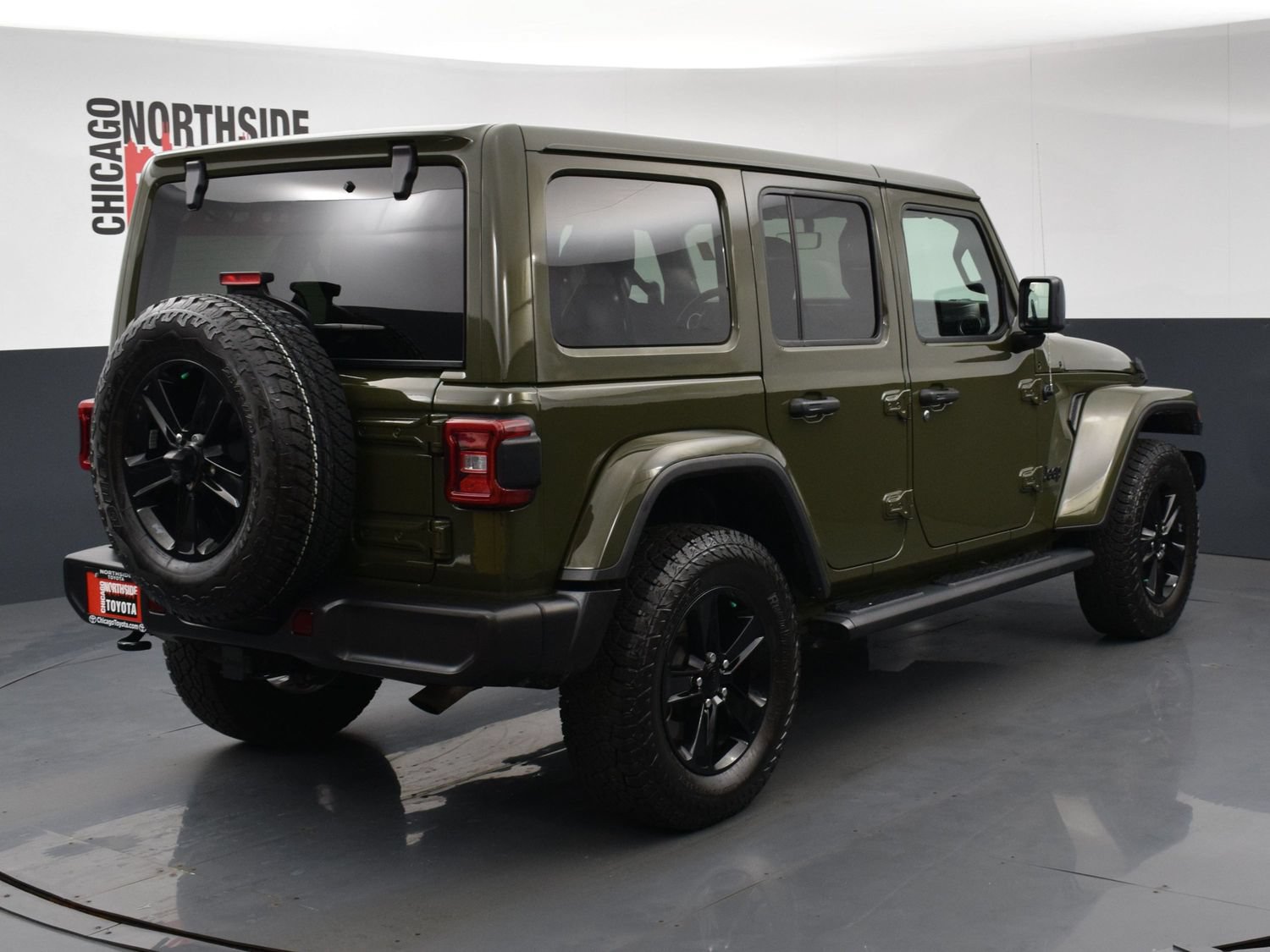 Used 2021 Jeep Wrangler Unlimited Sahara AWD/4WD image 4
