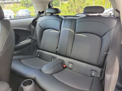 Used 2016 MINI Cooper S FWD image 8