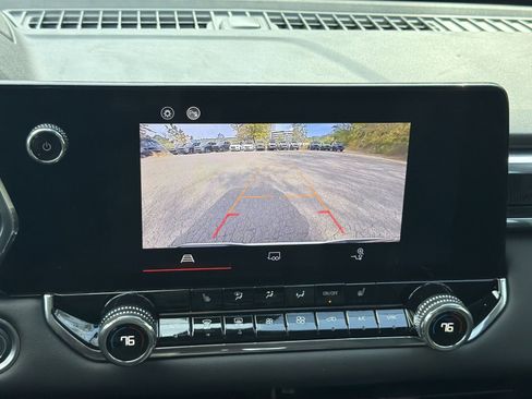 New 2025 GMC Canyon Elevation w/ Convenience Package image 19