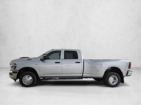 New 2026 RAM 3500 Tradesman AWD/4WD image 5