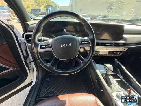 Certified 2023 Kia Telluride EX w/ EX Captain's Chair Package AWD/4WD image 2