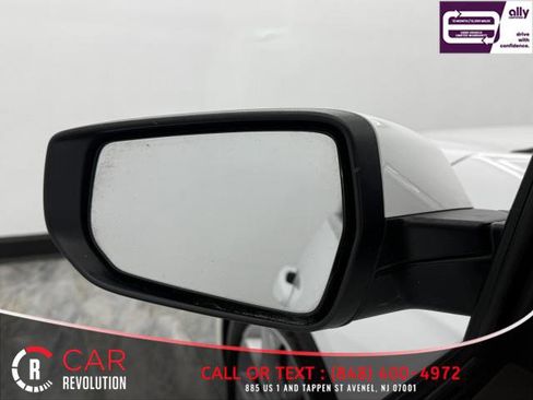 Used 2024 Chevrolet Malibu LT image 41