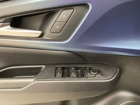 New 2026 Chevrolet Equinox EV LT AWD/4WD image 11