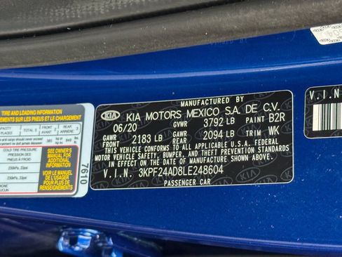 Used 2020 Kia Forte LXS FWD image 18