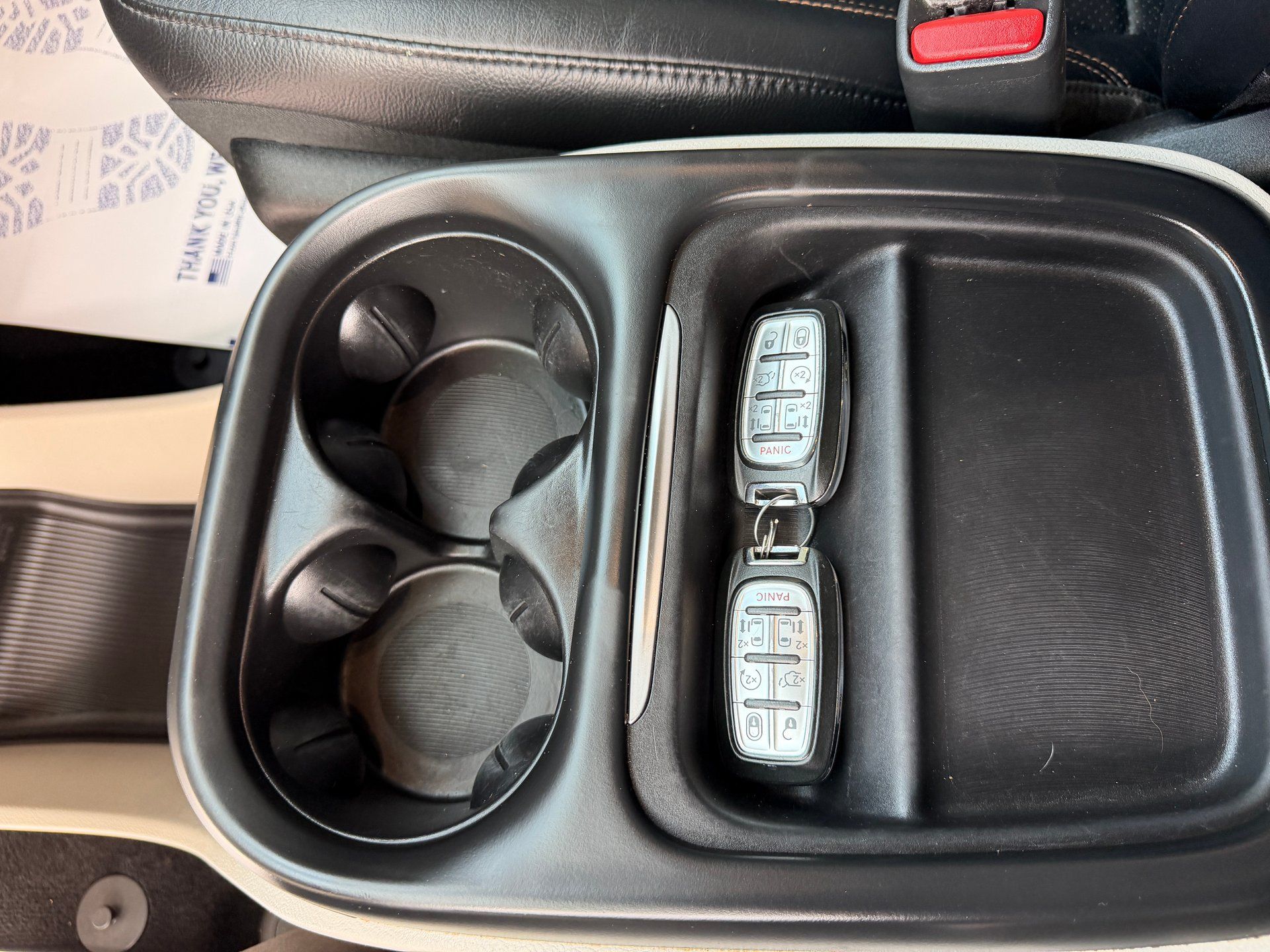 Used 2018 Chrysler Pacifica Touring-L FWD image 15