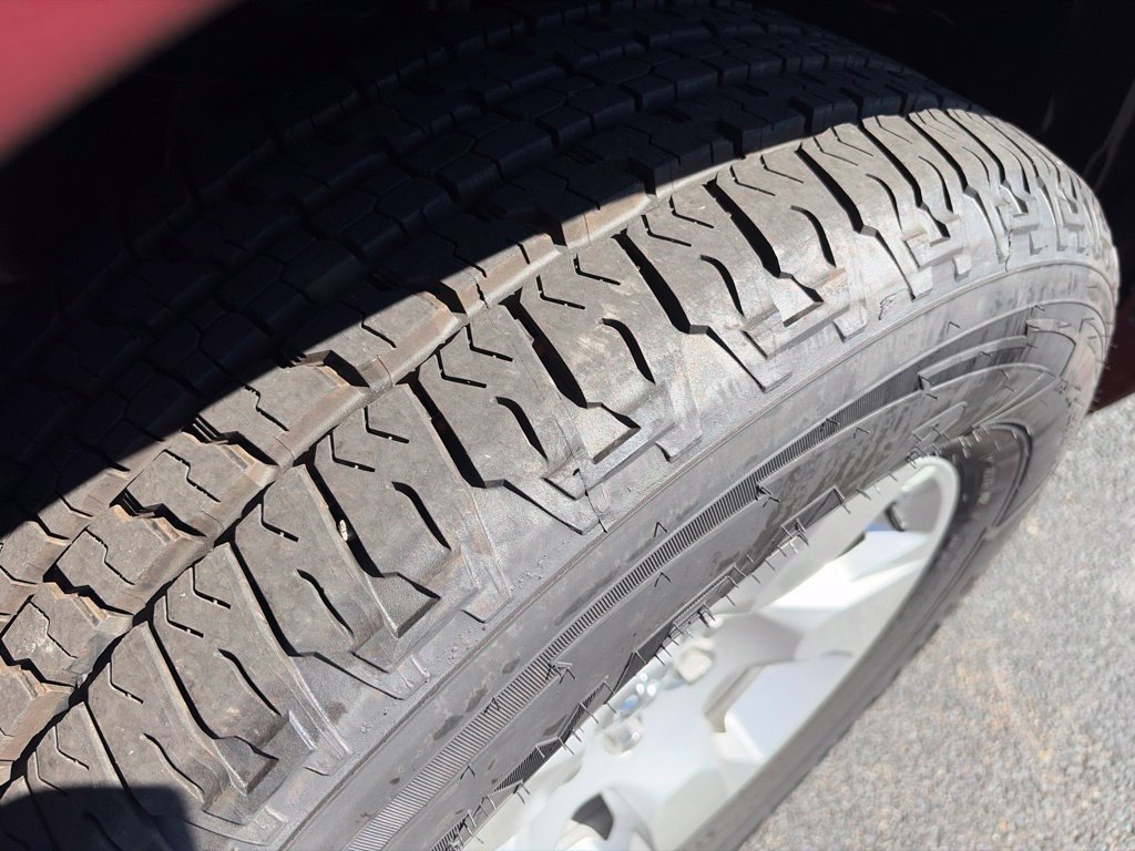 Used 2025 RAM 1500 Big Horn AWD/4WD image 43